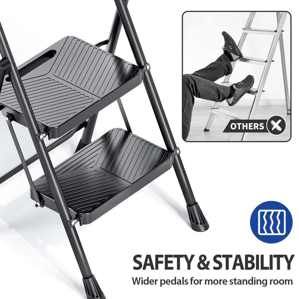 Folding 2 Step Ladder with Anti-Slip Pedals Z26561