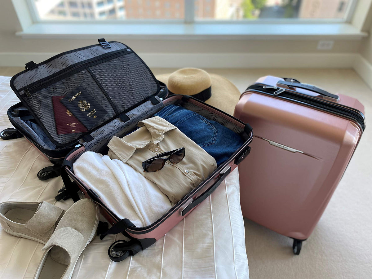 Hardside Carry-On 20-Inch Luggage with Spinners E31177